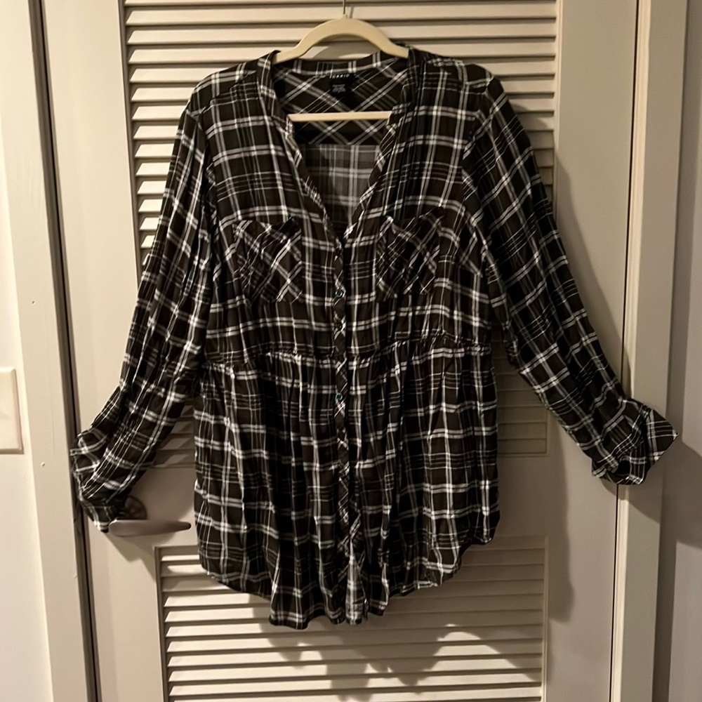 Plaid green button down. Torrid. Size 2